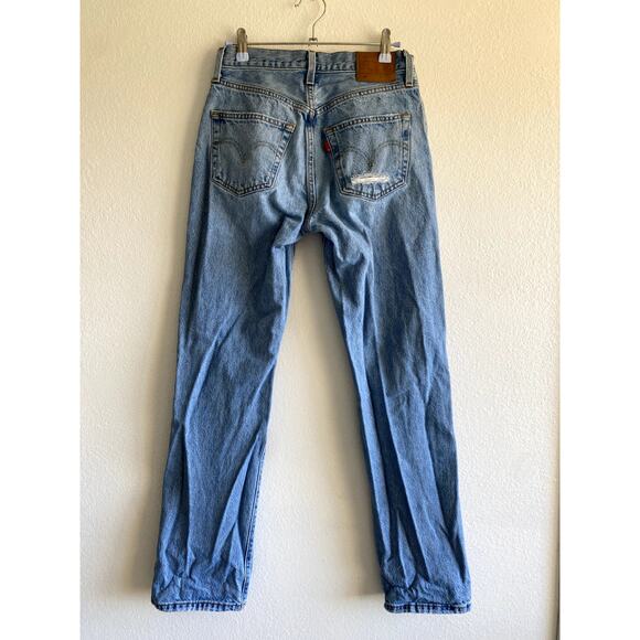 Levi's 25 x 32 blue Distressed mid rise jeans - Picture 4 of 8